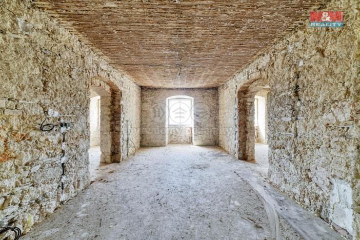 Prodej historického objektu, Manětín, 595 m2