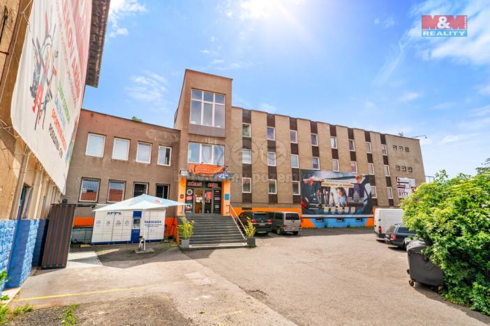 Prodej obchodního prostoru, Ústí nad Labem - Střekov, Truhlářova, 3086 m2