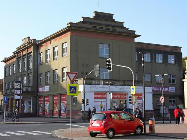 Pronájem obchodního prostoru, Ostrava, náměstí Slovenského národního povstání, 300 m2