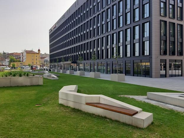 Pronájem kanceláře, Praha - Karlín, Sokolovská, 560 m2