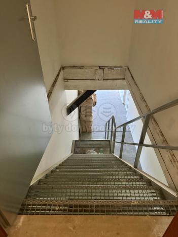 Pronájem skladu, Praha - Žižkov, Jana Želivského, 600 m2