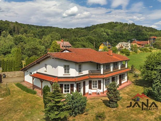 Prodej rodinného domu, Frýdštejn, 332 m2