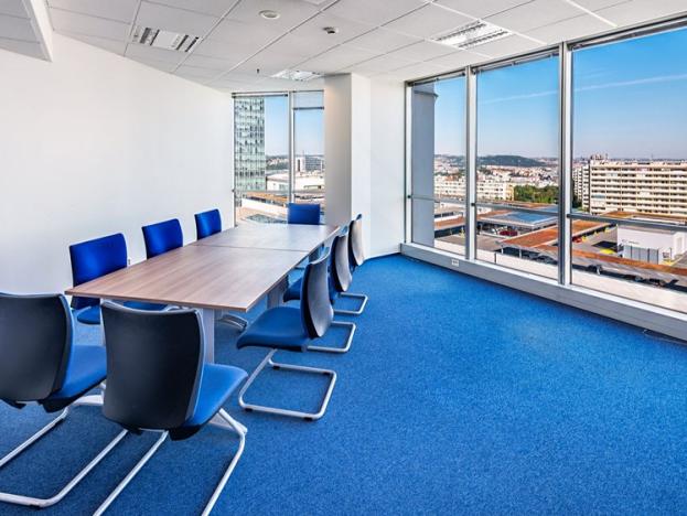 Pronájem kanceláře, Praha - Nusle, Na Strži, 200 m2