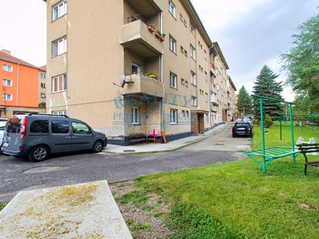 Prodej bytu 3+1, Roudnice nad Labem, Náměstí 28. října, 83 m2