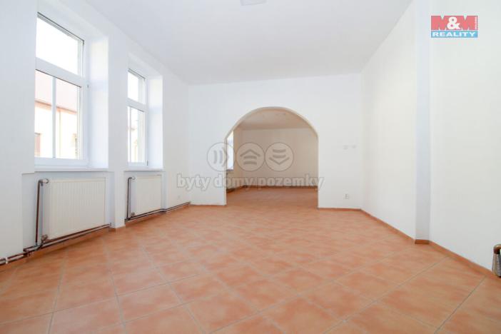 Prodej rodinného domu, Peruc - Radonice nad Ohří, 400 m2