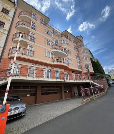 Prodej bytu 4+kk, Karlovy Vary, Zámecký vrch, 177 m2