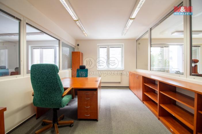 Prodej kanceláře, Praha - Hostivař, Na Plískavě, 401 m2