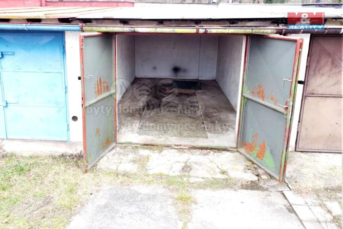 Pronájem garáže, Kolín - Kolín V, 18 m2