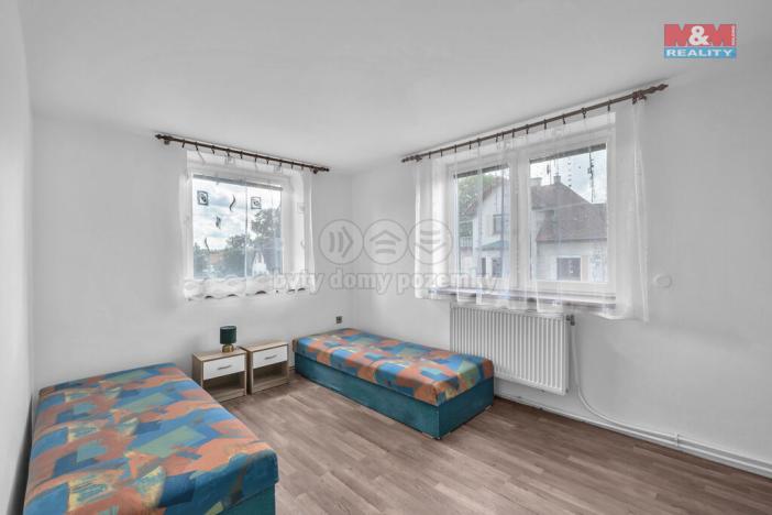 Prodej rodinného domu, Doubravice, 519 m2