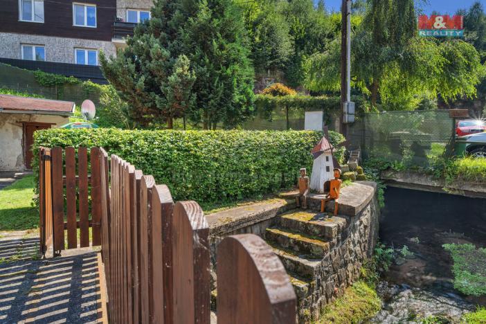 Prodej chalupy, Úpice - Radeč, 136 m2