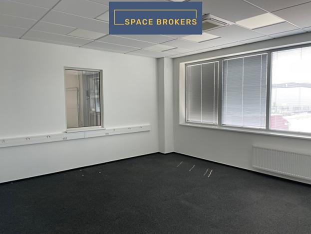 Pronájem skladu, Mošnov, 4084 m2