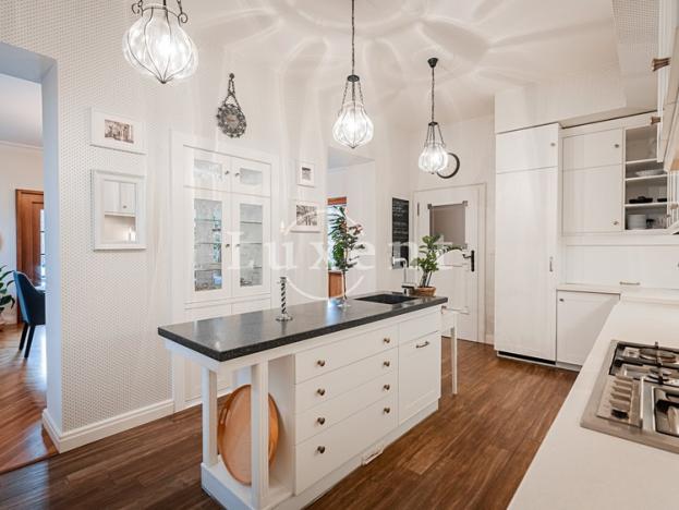 Prodej vily, Předměřice nad Labem, 601 m2