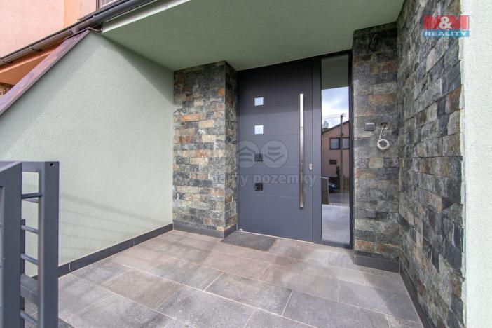 Pronájem rodinného domu, Tlučná, Ke Koupališti, 180 m2