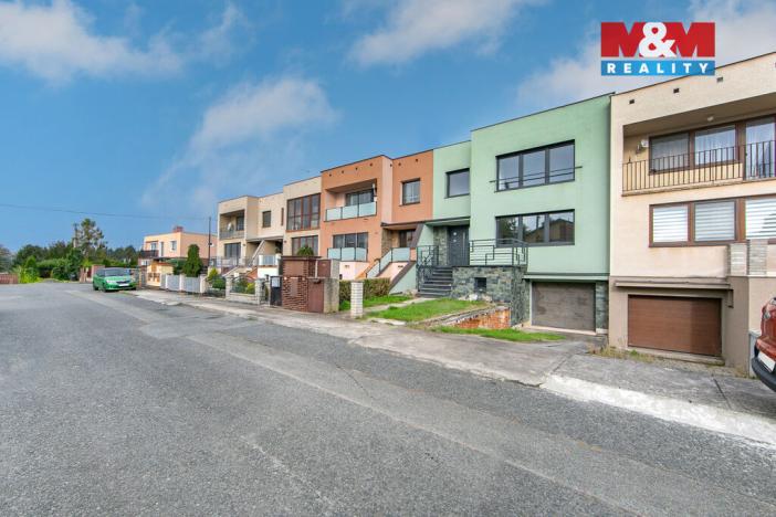 Prodej rodinného domu, Tlučná, Ke Koupališti, 180 m2