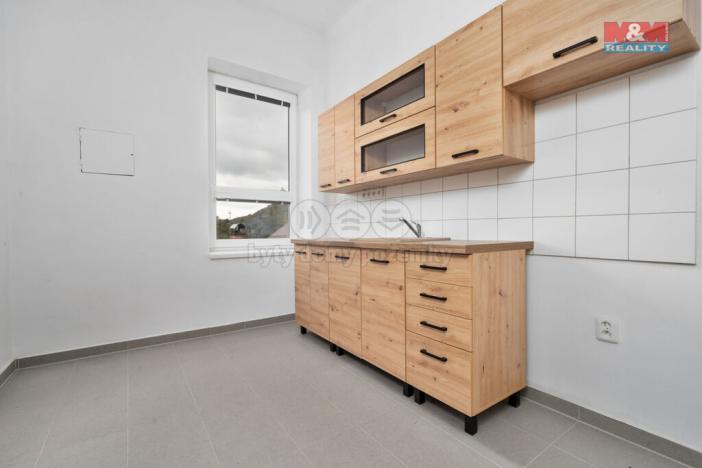 Prodej bytu 2+1, Hanušovice, Nádražní, 53 m2