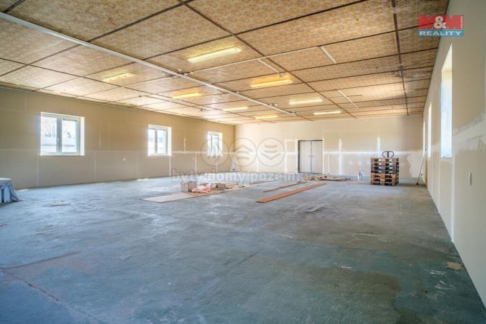 Pronájem výrobních prostor, Kadaň, Polní, 1200 m2