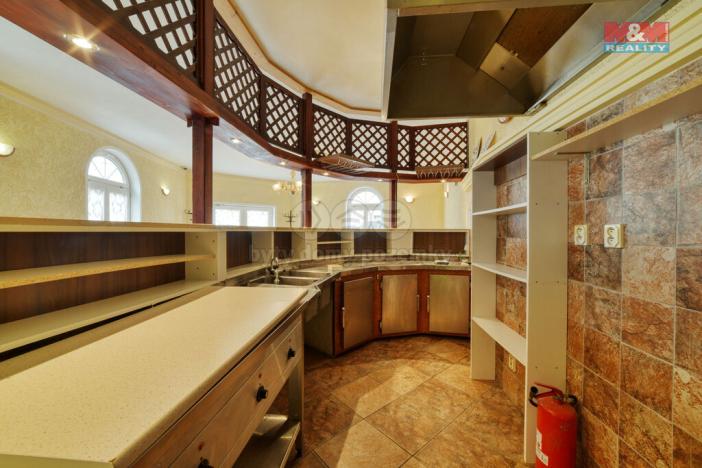 Prodej obchodního prostoru, Kynšperk nad Ohří, Maxima Gorkého, 132 m2