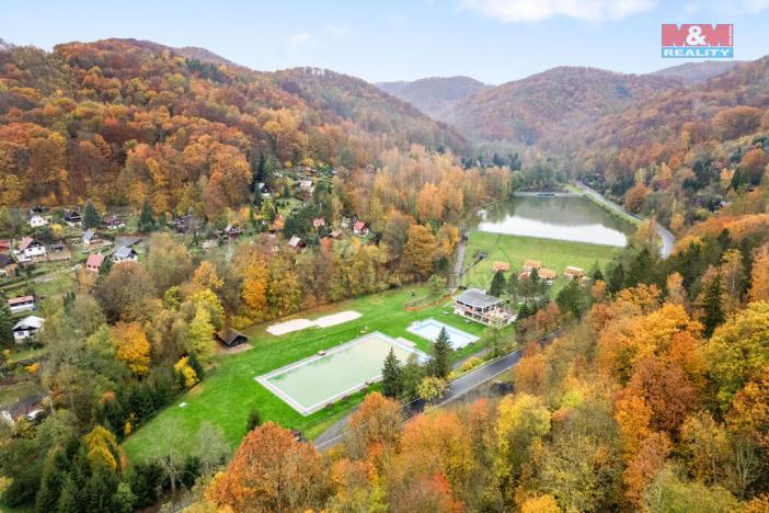 Prodej rodinného domu, Povrly, Český Bukov, 580 m2