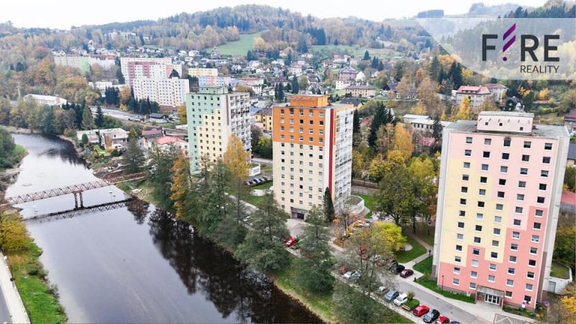 Prodej bytu 3+1, Železný Brod, Jiráskovo nábřeží, 70 m2