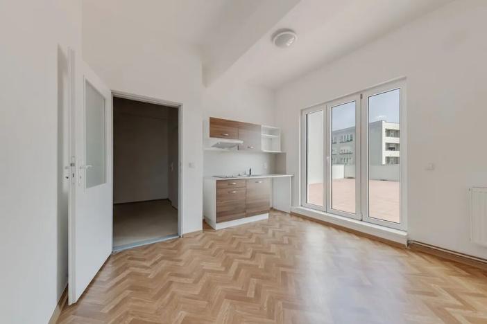 Pronájem bytu 1+kk, Pelhřimov, Slovanského bratrství, 24 m2