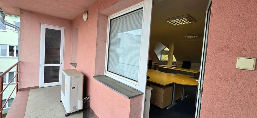 Pronájem kanceláře, Zlín, Lešetín IV, 75 m2