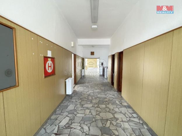 Pronájem skladu, Jindřichův Hradec, U Nádraží, 217 m2