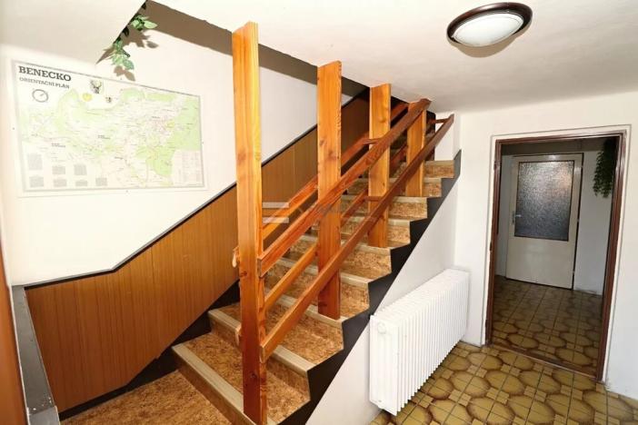 Prodej rodinného domu, Benecko, 221 m2