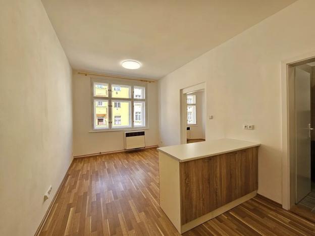 Prodej bytu 3+kk, Praha - Žižkov, Žerotínova, 62 m2