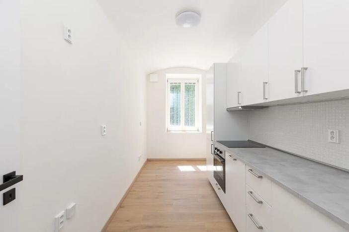 Pronájem bytu 2+kk, Praha - Libeň, Františka Kadlece, 34 m2