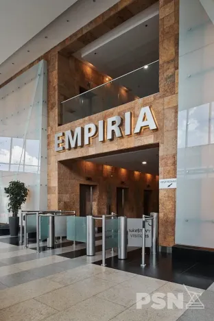 Pronájem kanceláře, Praha - Nusle, Na strži, 950 m2