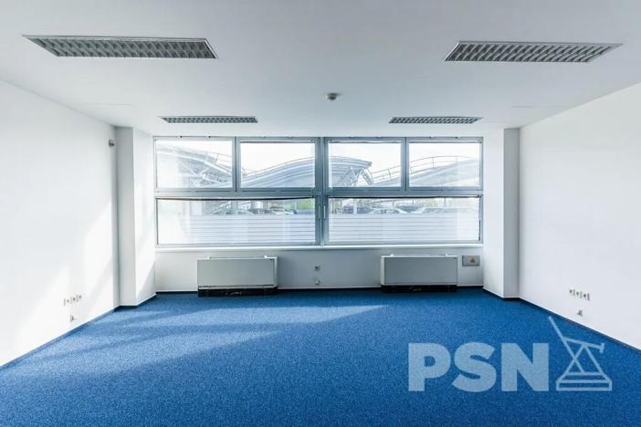 Pronájem kanceláře, Brno, Plynárenská, 710 m2
