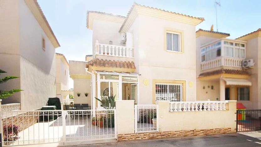 Prodej vily, Orihuela, Španělsko, Paseo Marítimo de Playa Flamenca, 83 m2