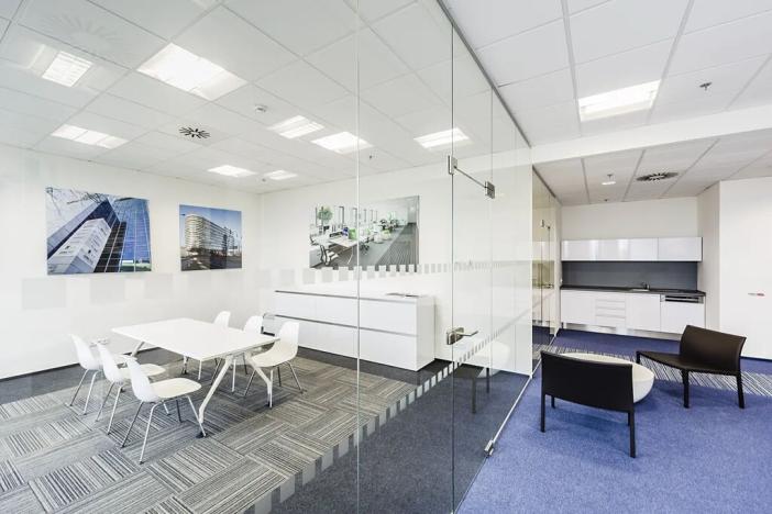 Pronájem kanceláře, Praha - Michle, Jihlavská, 790 m2