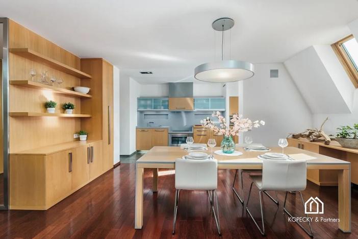 Prodej bytu 4+kk, Praha - Josefov, Široká, 212 m2