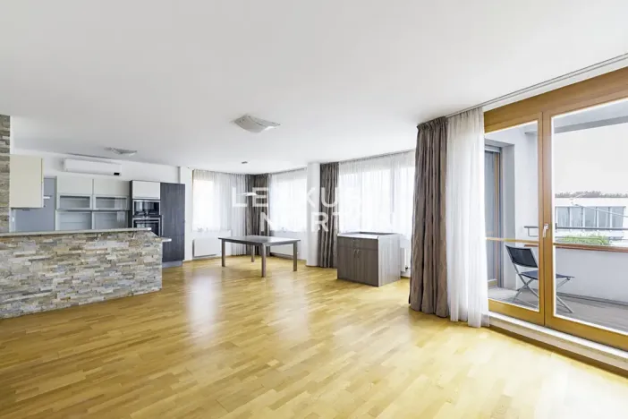 Pronájem bytu 6+kk a větší, Praha - Smíchov, Pod Hybšmankou, 175 m2