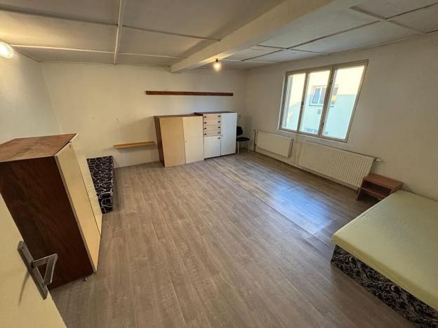 Pronájem pokoje, Havlíčkův Brod, Sázavská, 22 m2