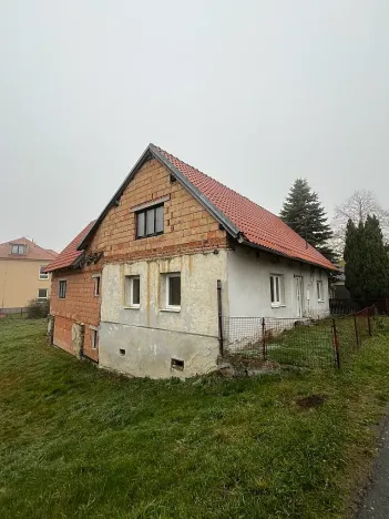 Prodej rodinného domu, Černovice, 244 m2