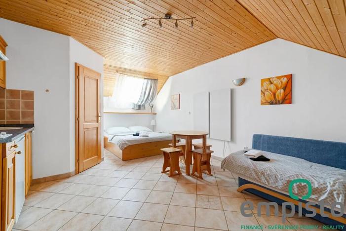 Prodej rodinného domu, Štítary, 327 m2