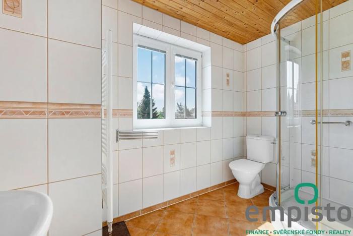 Prodej rodinného domu, Štítary, 327 m2