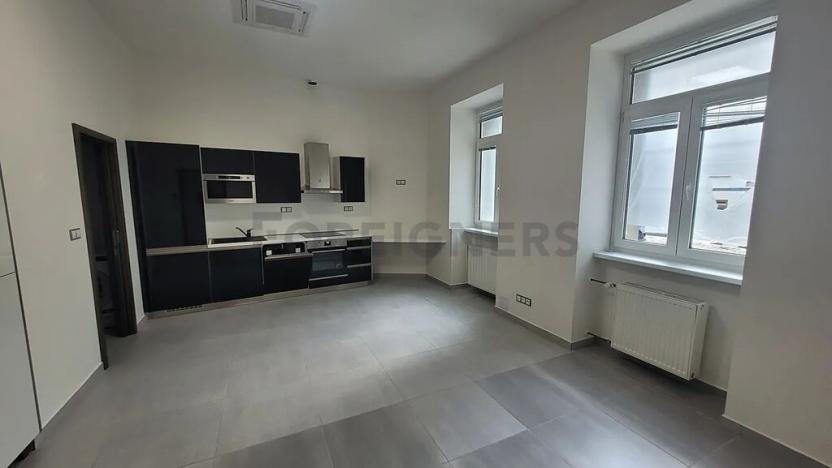 Pronájem bytu 2+kk, Brno, Jakubské náměstí, 42 m2