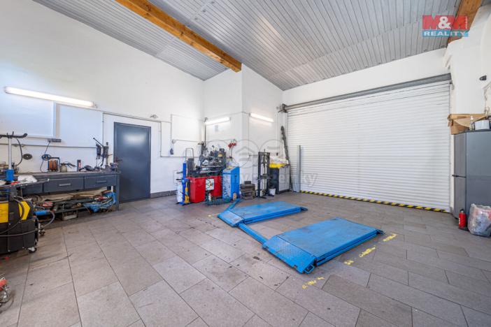 Prodej obchodního prostoru, Zlín - Prštné, Cyklistická, 105 m2