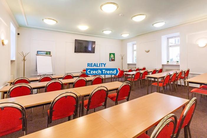 Prodej činžovního domu, Olomouc, Kollárovo nám., 2762 m2