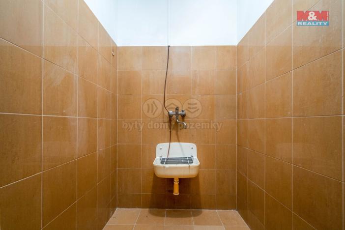 Prodej obchodního prostoru, Praha, Trnkovo náměstí, 324 m2