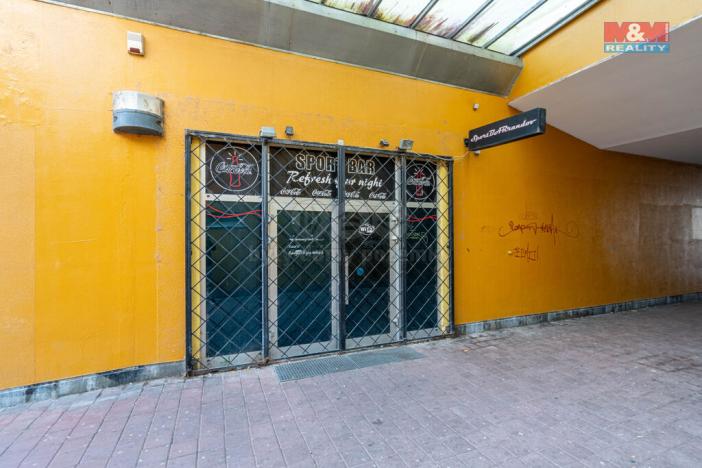 Prodej obchodního prostoru, Praha, Trnkovo náměstí, 324 m2