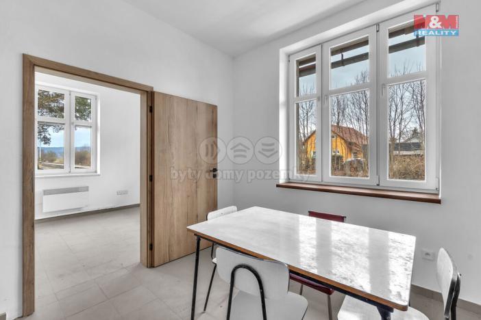 Prodej skladu, Lázně Bělohrad, Nádražní, 850 m2