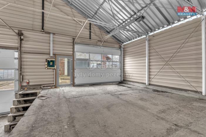 Prodej skladu, Lázně Bělohrad, Nádražní, 850 m2