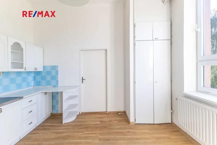 Prodej rodinného domu, Jaroměř, Husova, 770 m2