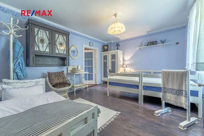 Prodej rodinného domu, Merboltice, 227 m2