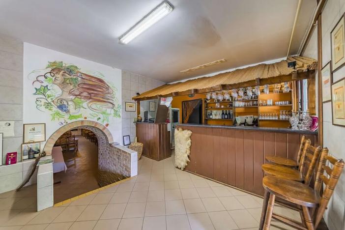 Prodej výrobních prostor, Velké Pavlovice, Trávníky, 2000 m2