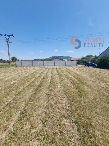 Prodej komerčního pozemku, Dolní Dunajovice, Boční, 1550 m2